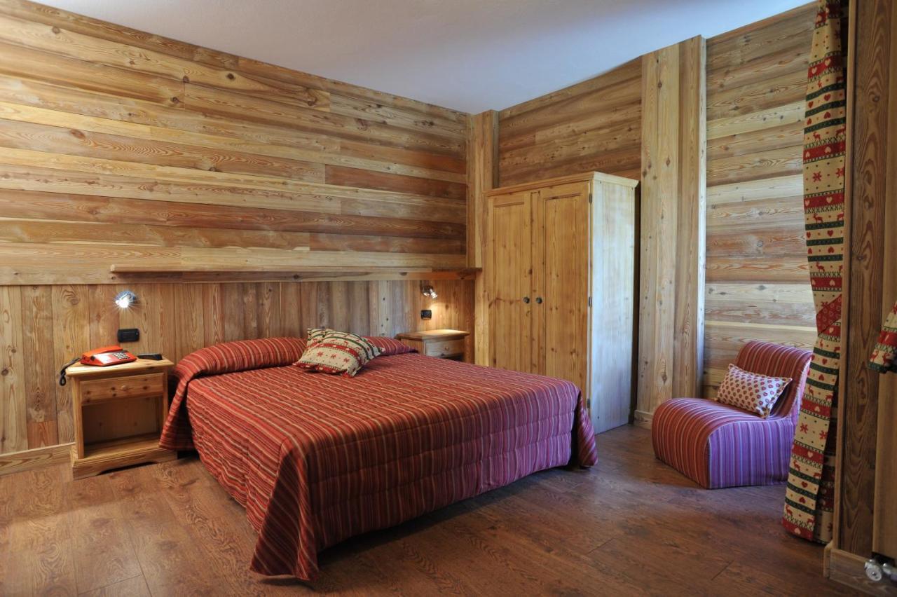 Hotel Rendez-Vous Aymavilles Zimmer foto